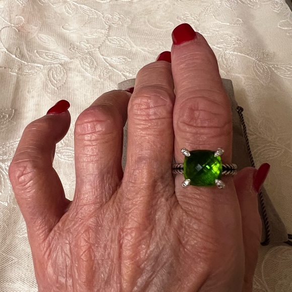 David Yurman Jewelry - David Yurman Chatelaine 9mm Peridot and diamond ring.
